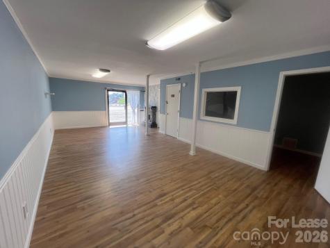 466 E Court Street Marion NC 28752