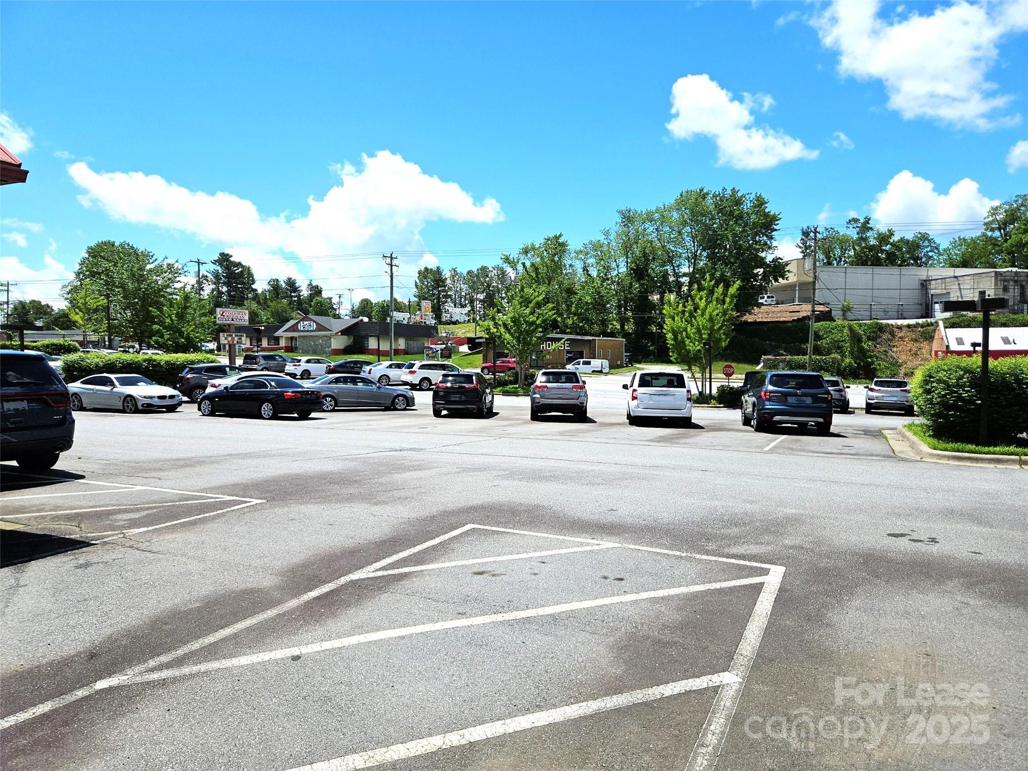 1216 Asheville Highway Hendersonville NC 28791