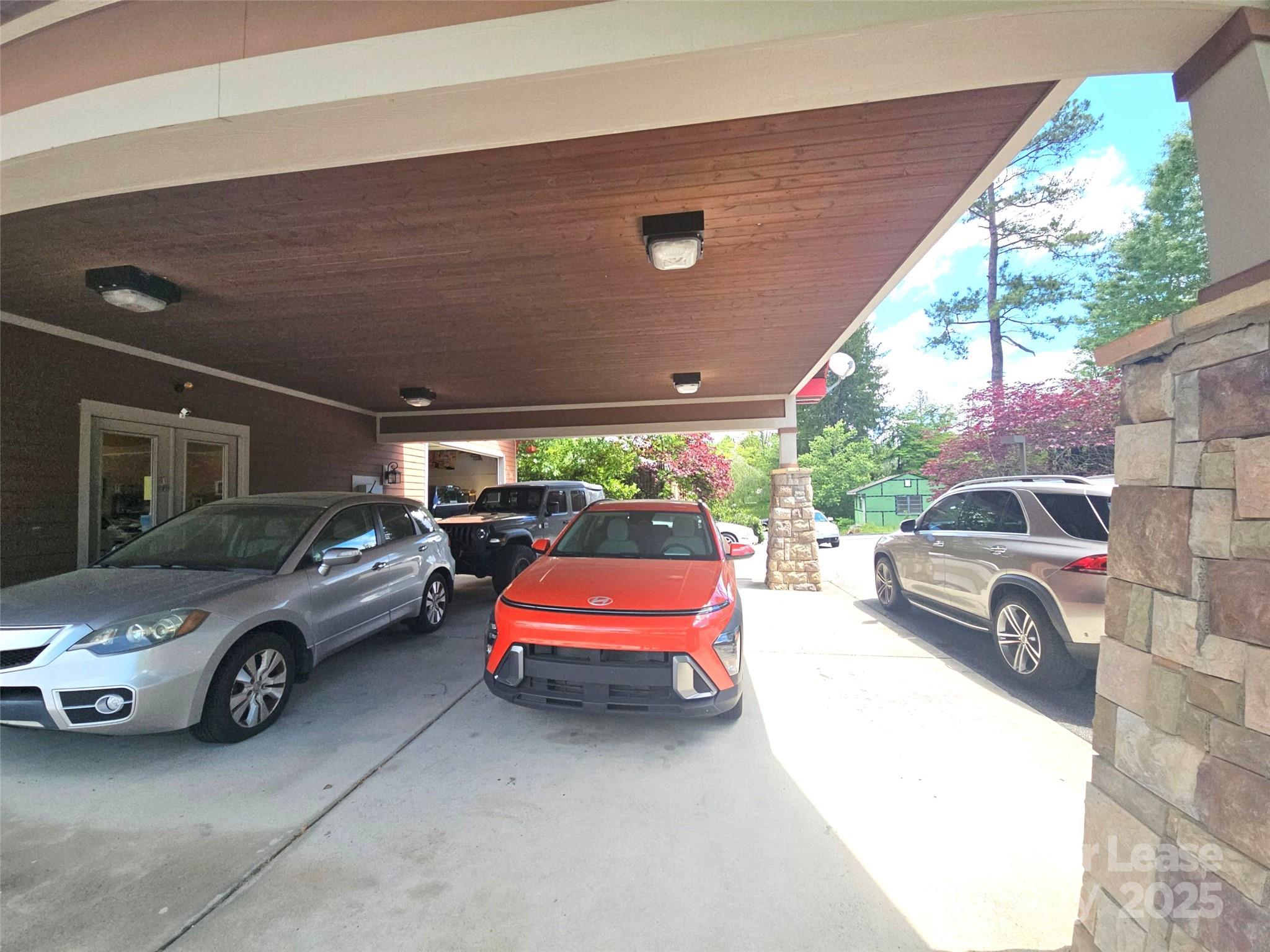 1216 Asheville Highway Hendersonville NC 28791