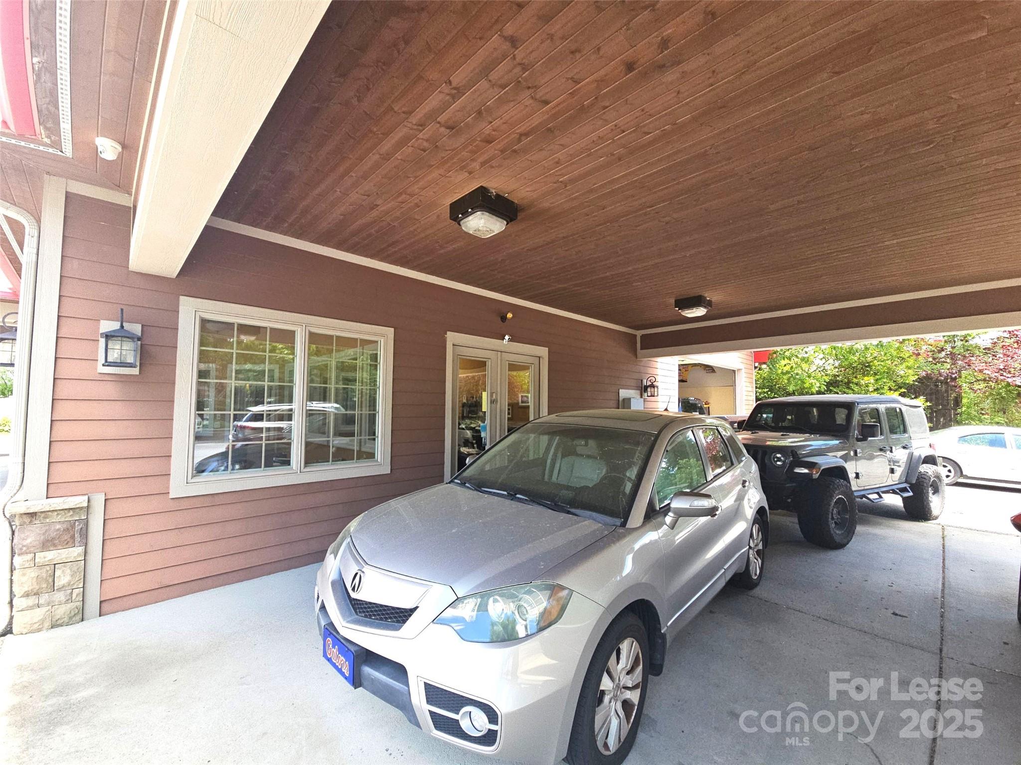 1216 Asheville Highway Hendersonville NC 28791