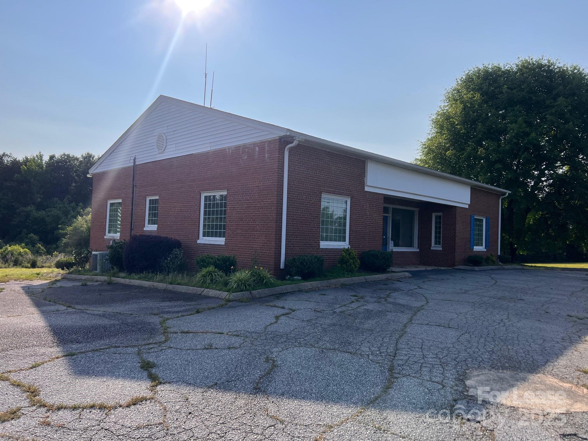 1525 W Jake Alexander Boulevard Salisbury NC 28147