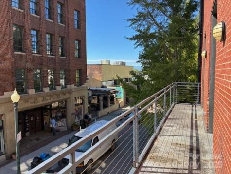 38 1/2 Battery Park Avenue Asheville NC 28801