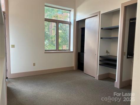 38 1/2 Battery Park Avenue Asheville NC 28801
