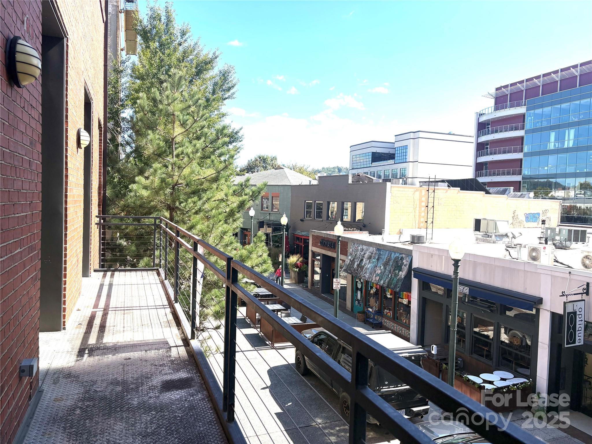 38 1/2 Battery Park Avenue Asheville NC 28801