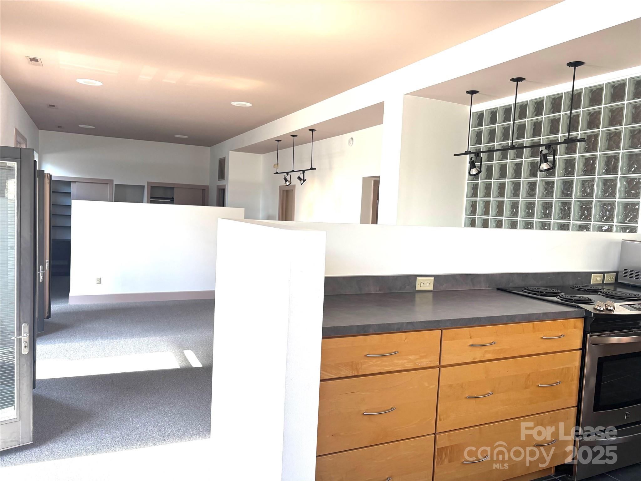 38 1/2 Battery Park Avenue Asheville NC 28801