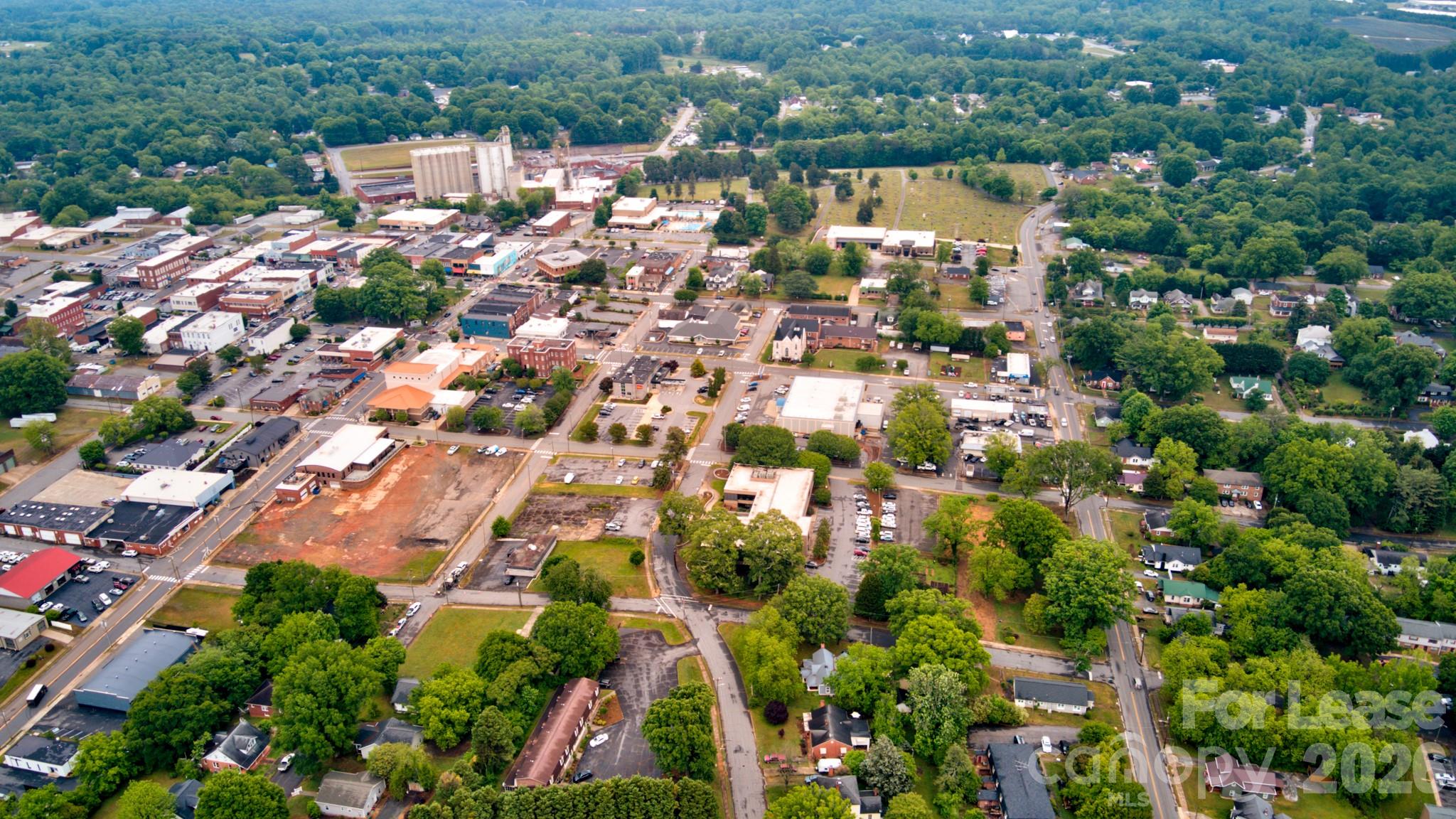 103 N College Avenue Newton NC 28658