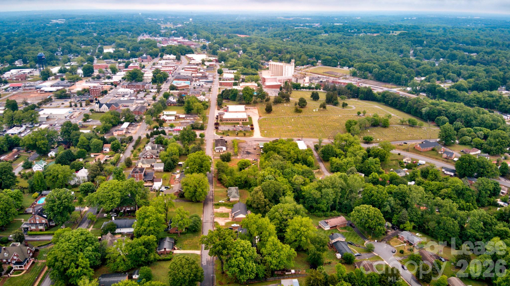 103 N College Avenue Newton NC 28658