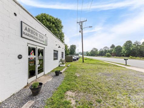 3156 Us 70 Highway Black Mountain NC 28711