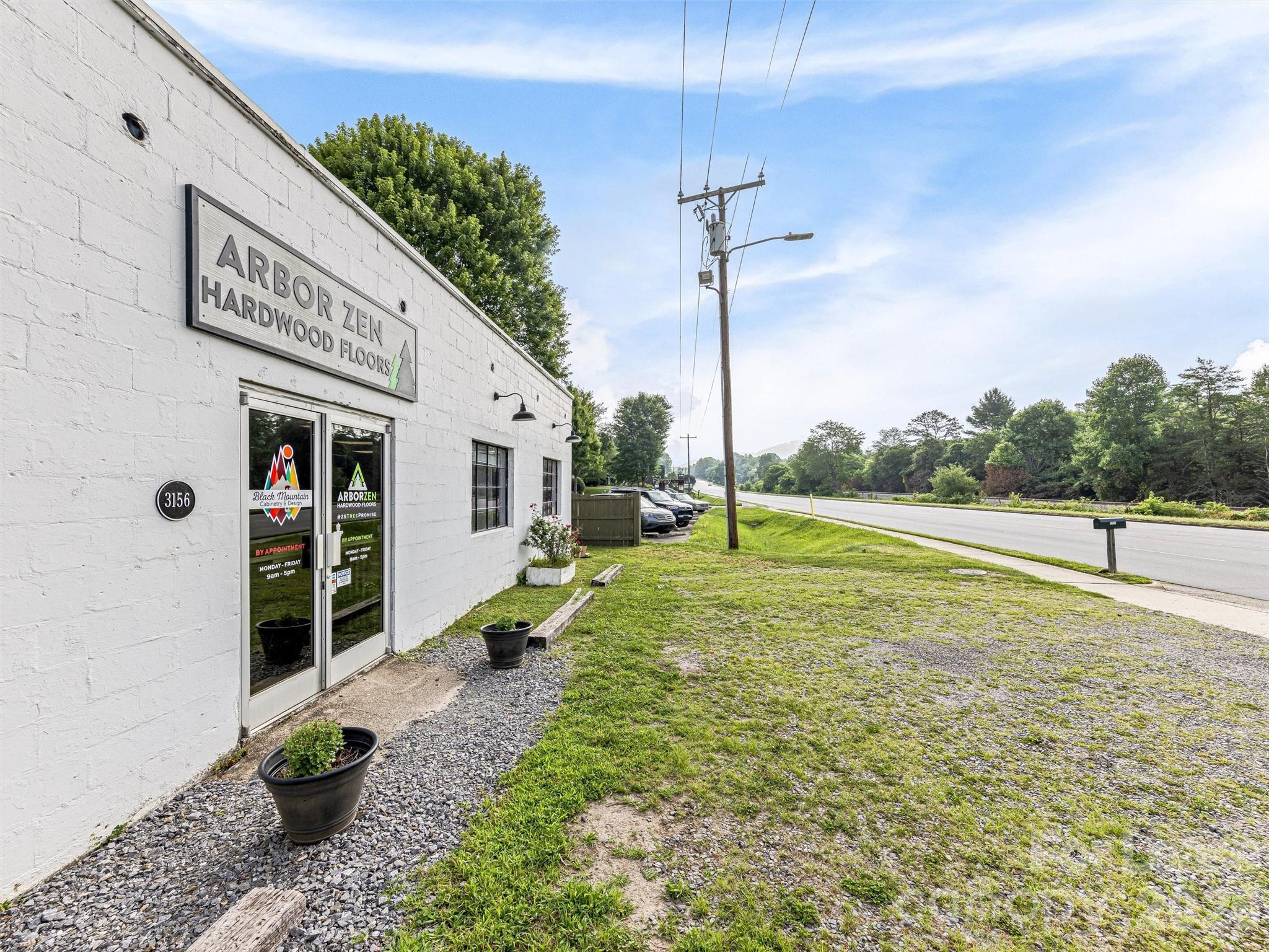 3156 Us 70 Highway Black Mountain NC 28711
