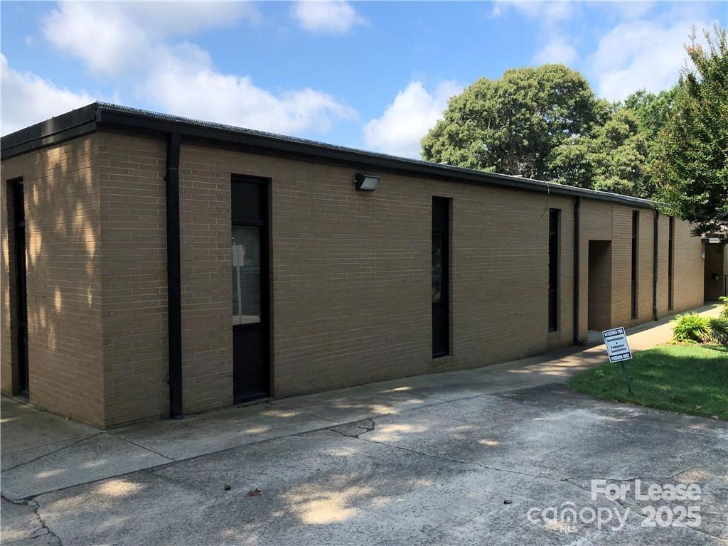 352 2nd Street NW Hickory NC 28601