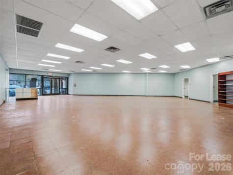 1950 Hendersonville Road Skyland NC 28776