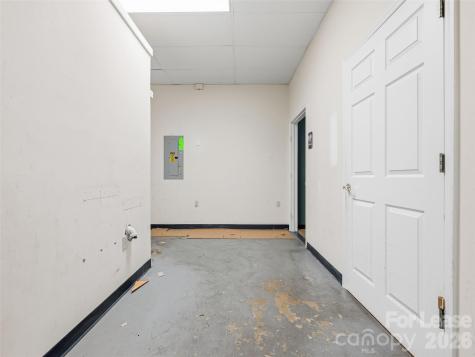 1950 Hendersonville Road Skyland NC 28776