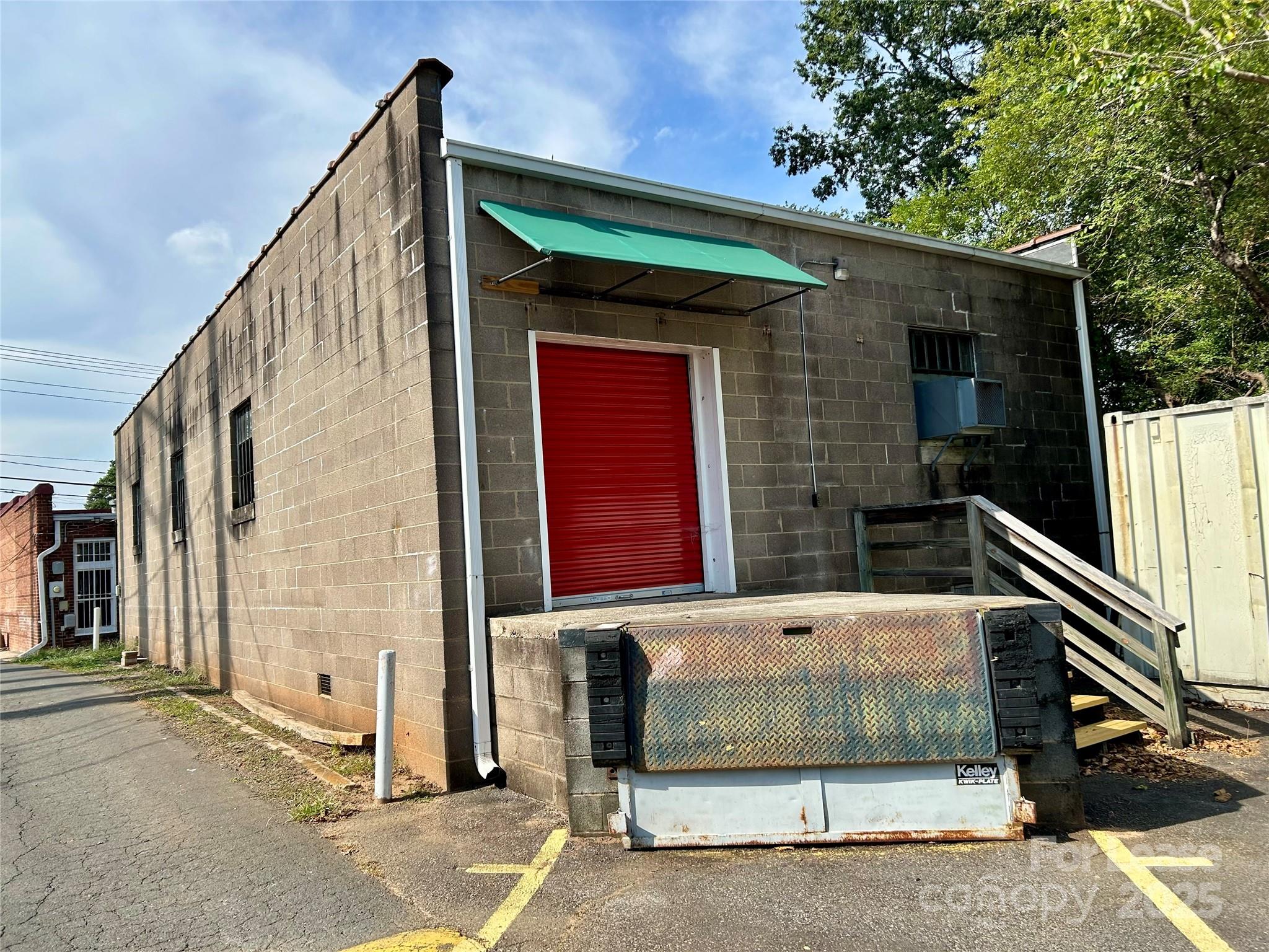 1409 B S Fulton Street Salisbury NC 28144