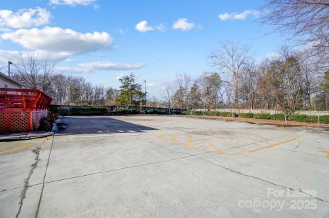1324 John Kirk Drive Charlotte NC 28262