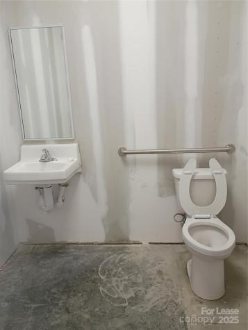 633 S Broadway Street Forest City NC 28043