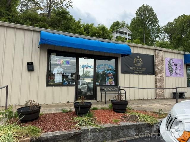 405 Kanuga Road Hendersonville NC 28739
