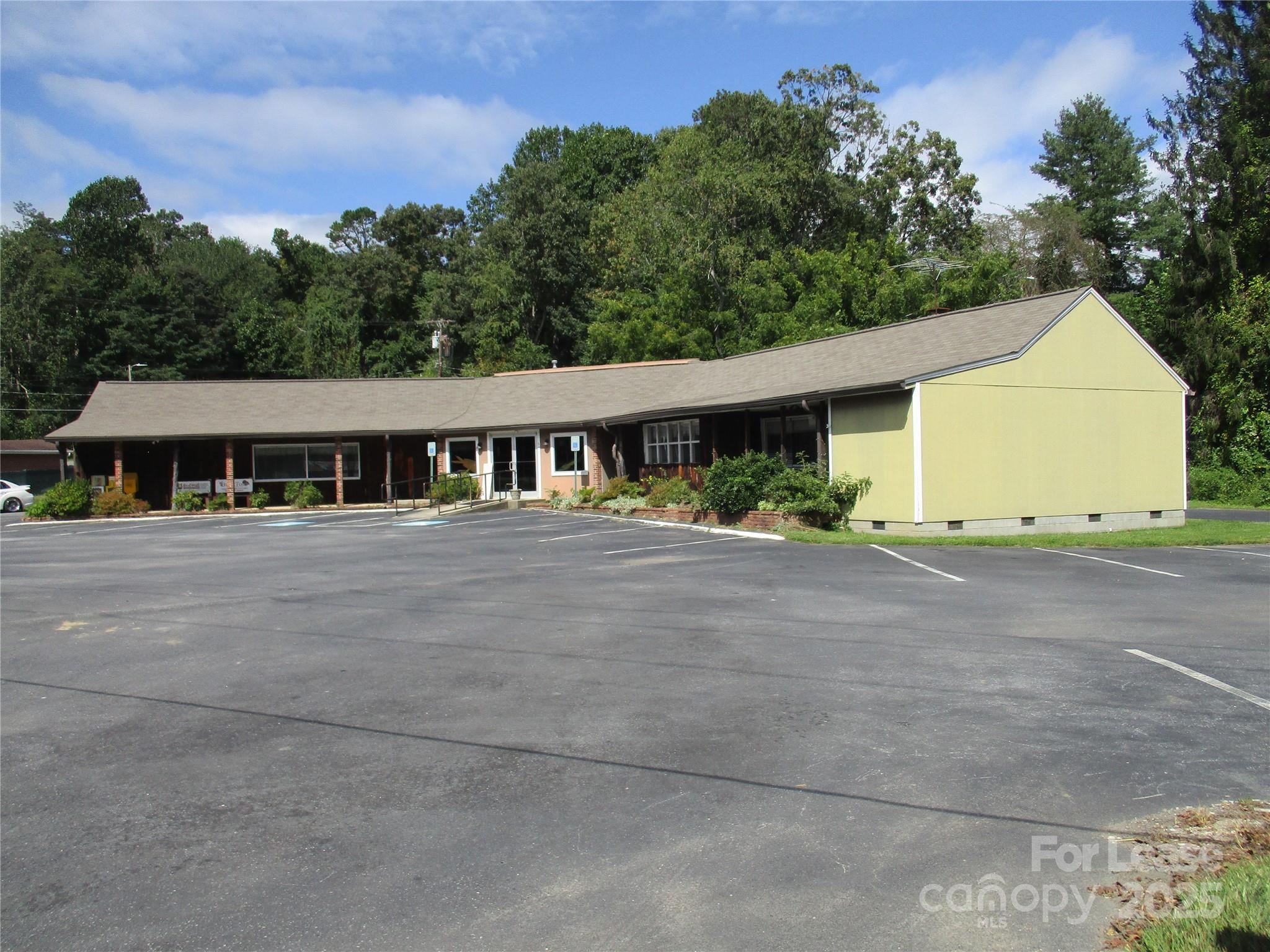 508 W State Street Black Mountain NC 28711
