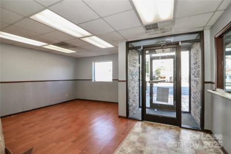 21 E A Street Newton NC 28658