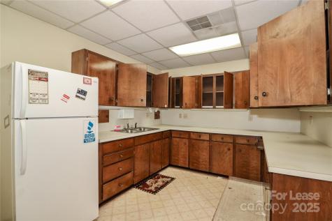 21 E A Street Newton NC 28658