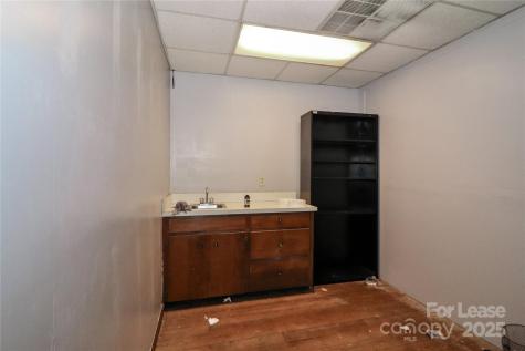 21 E A Street Newton NC 28658