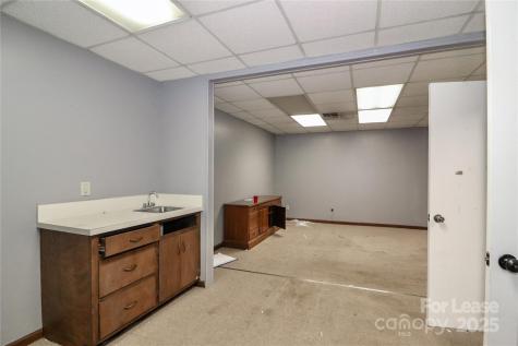 21 E A Street Newton NC 28658