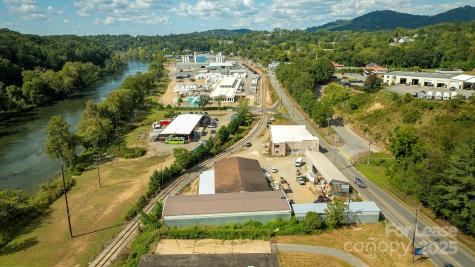 860 Riverside Drive Asheville NC 28804