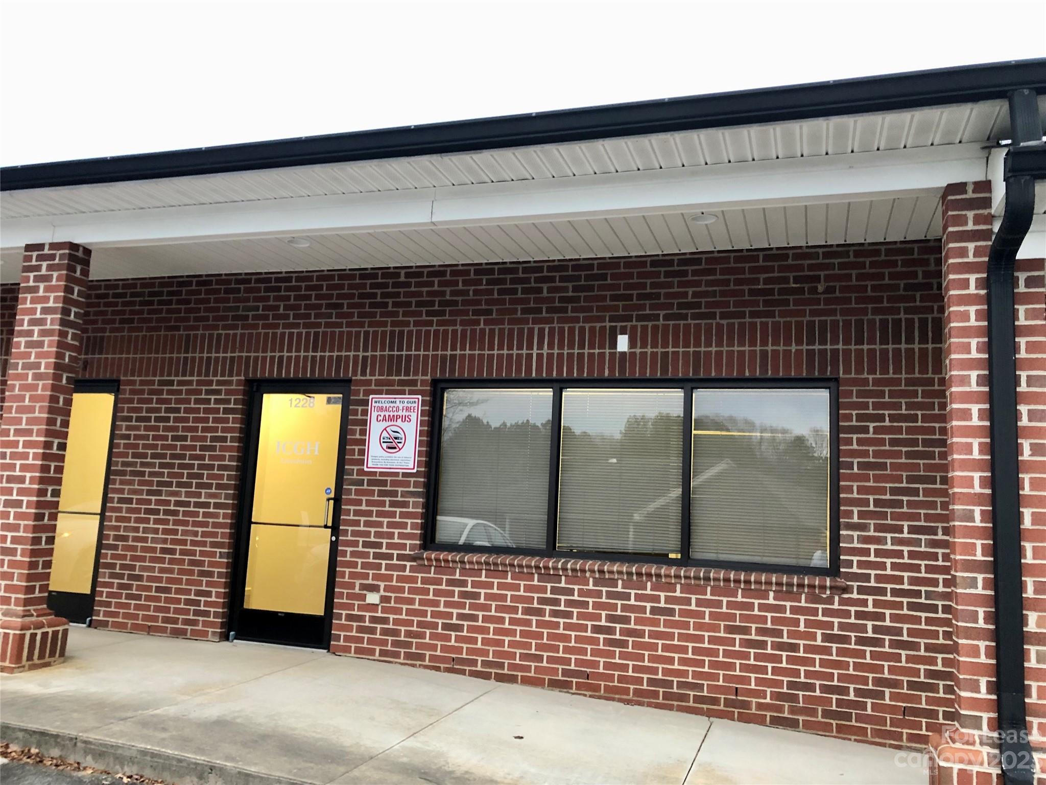 1228 N Flint Street Lincolnton NC 28092