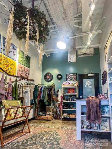 20 Artful Way Asheville NC 28801