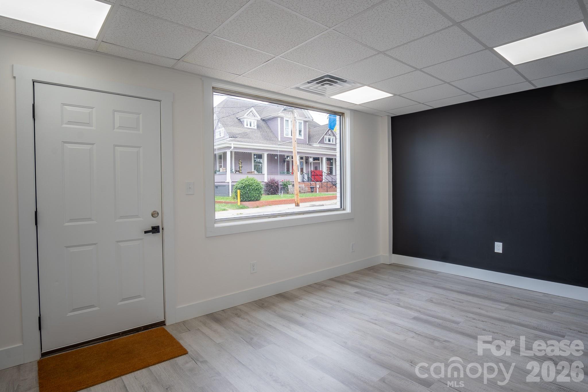 207 S Academy Street Lincolnton NC 28092
