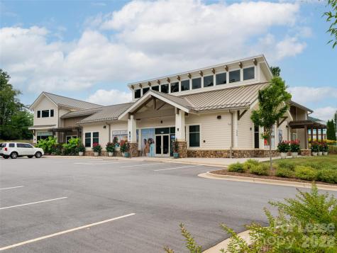 559 Long Shoals Road Arden NC 28704