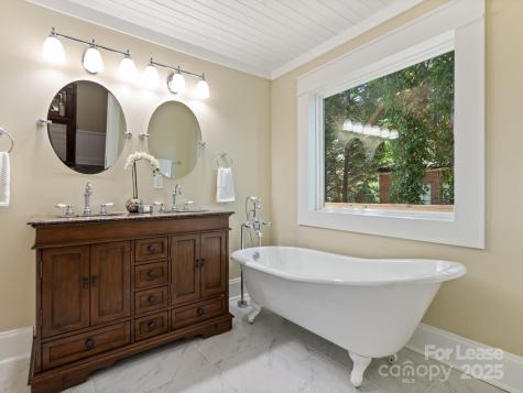 402 S Chester Street Gastonia NC 28052