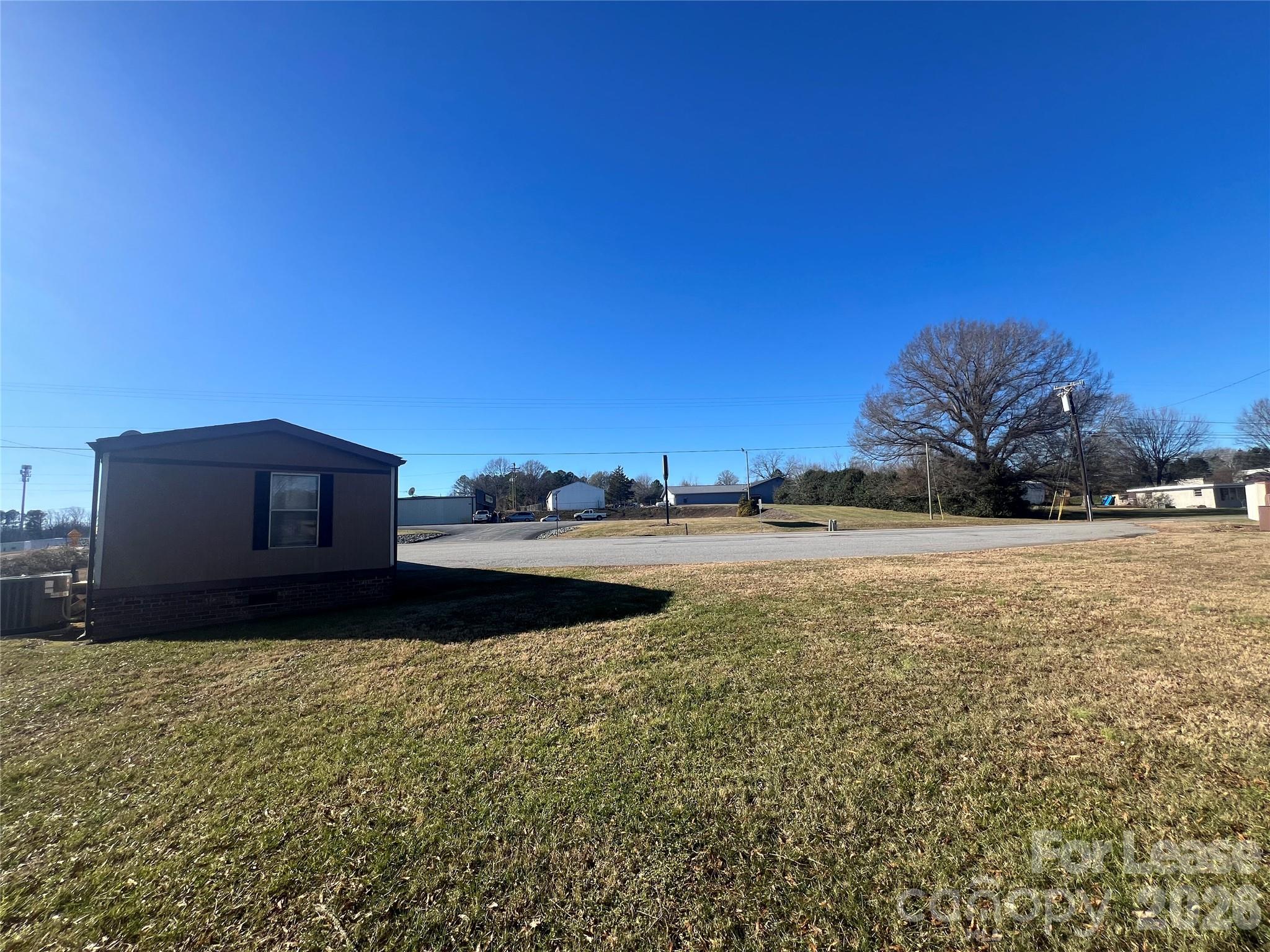 85 Old Mountain Road Hiddenite NC 28636