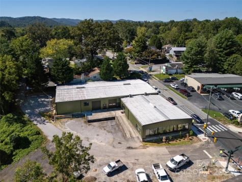 512 Kanuga Road Hendersonville NC 28739