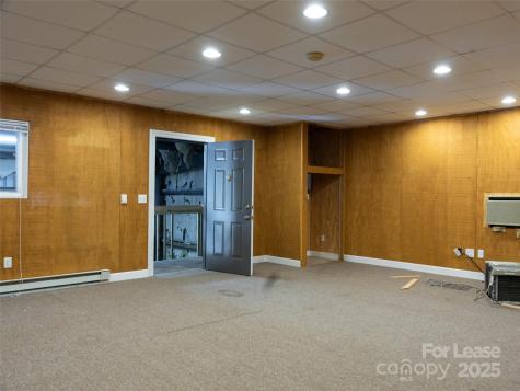 512 Kanuga Road Hendersonville NC 28739