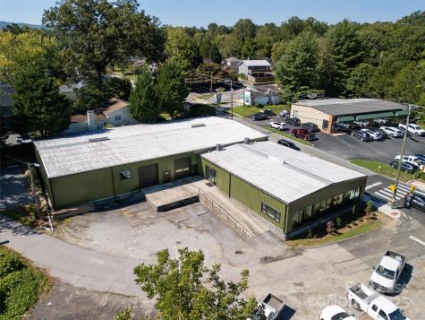 512 Kanuga Road Hendersonville NC 28739