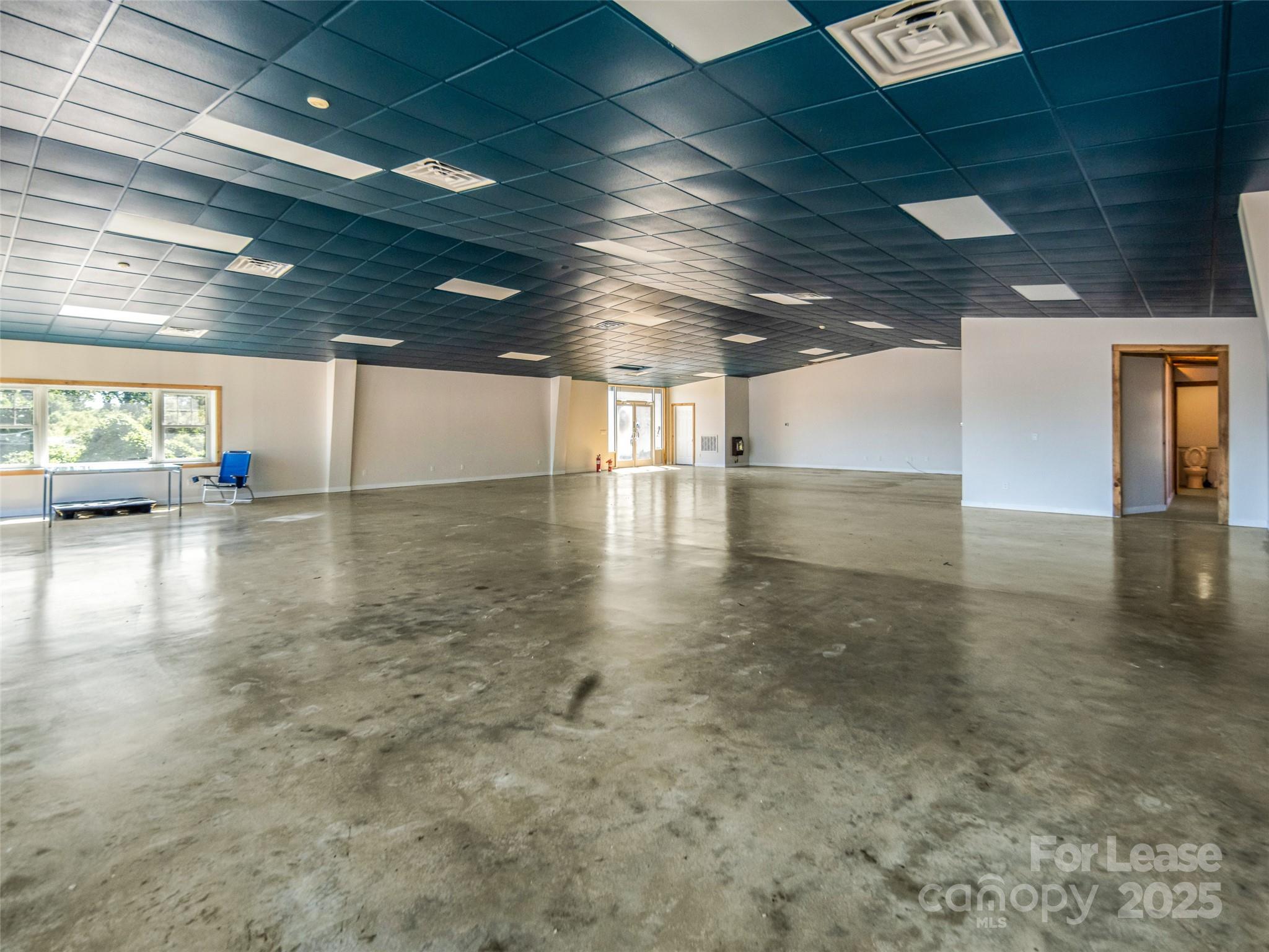 512 Kanuga Road Hendersonville NC 28739