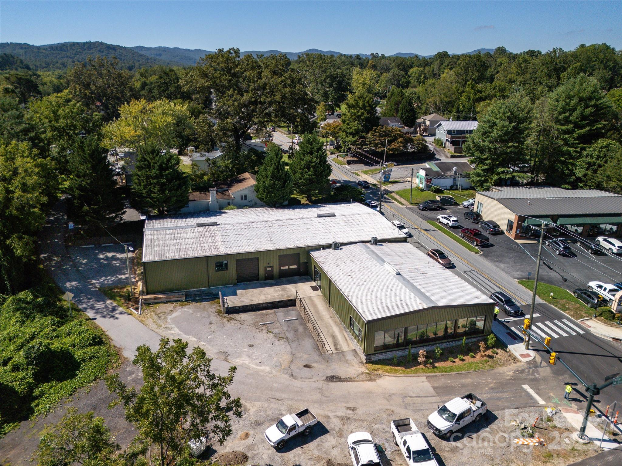 512 Kanuga Road Hendersonville NC 28739