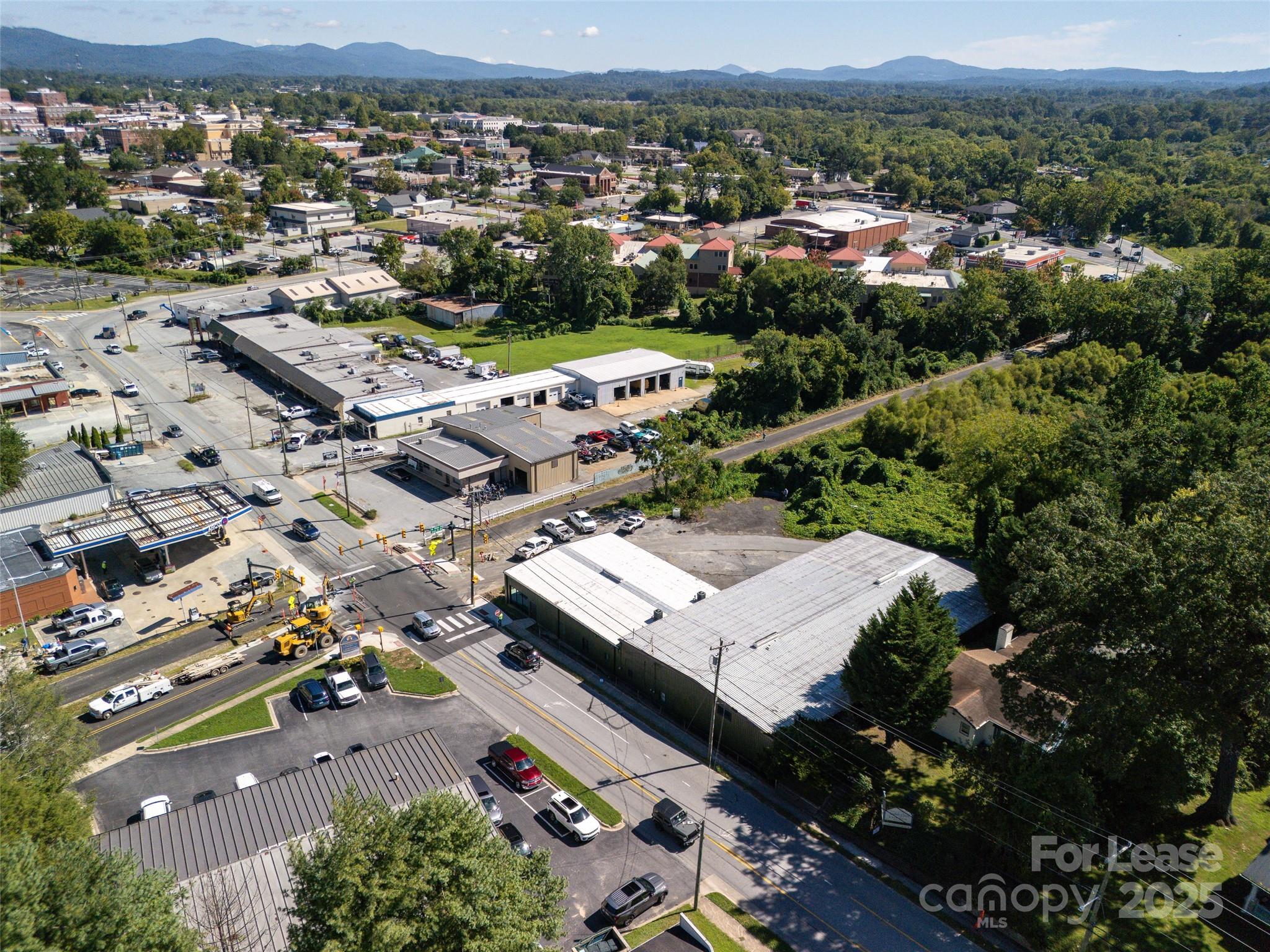 512 Kanuga Road Hendersonville NC 28739