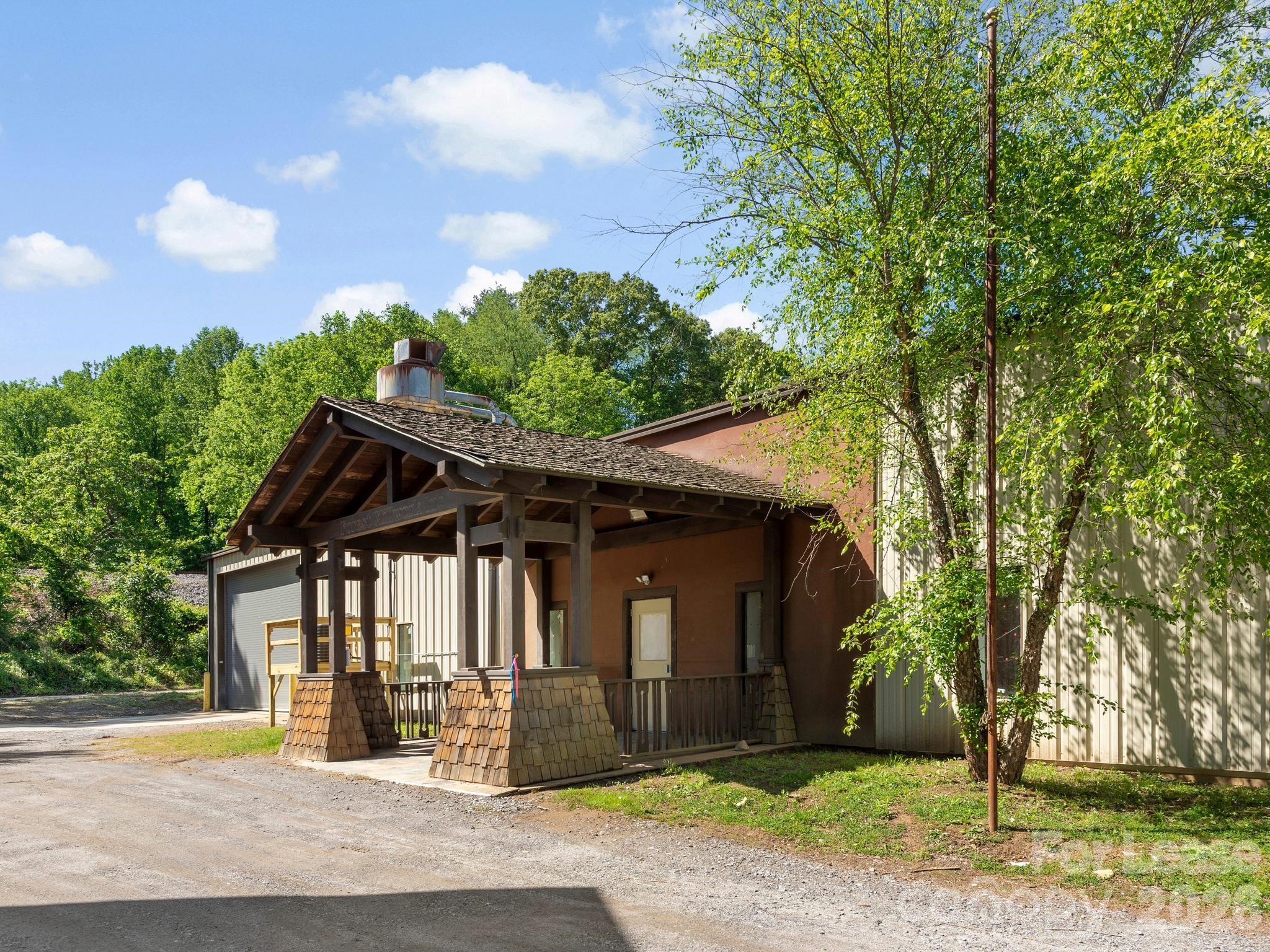 93 Thompson Street Asheville NC 28803