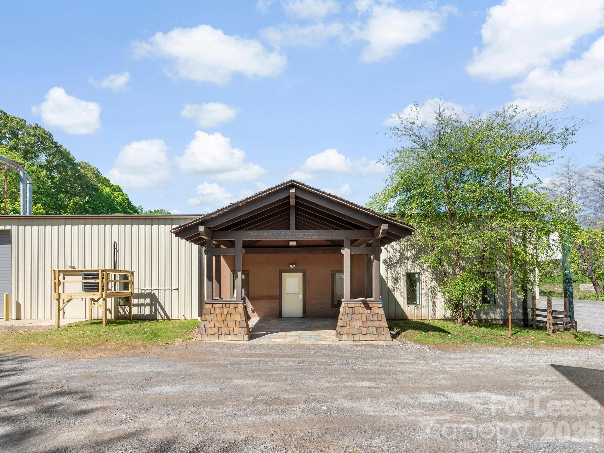 93 Thompson Street Asheville NC 28803