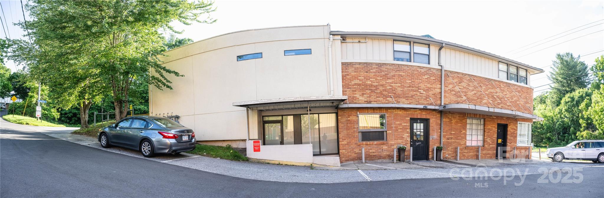 1085 Tunnel Road Asheville NC 28805