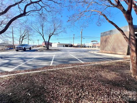 21 Main Avenue Drive Taylorsville NC 28681