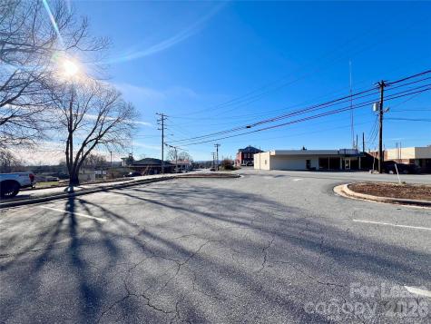 21 Main Avenue Drive Taylorsville NC 28681