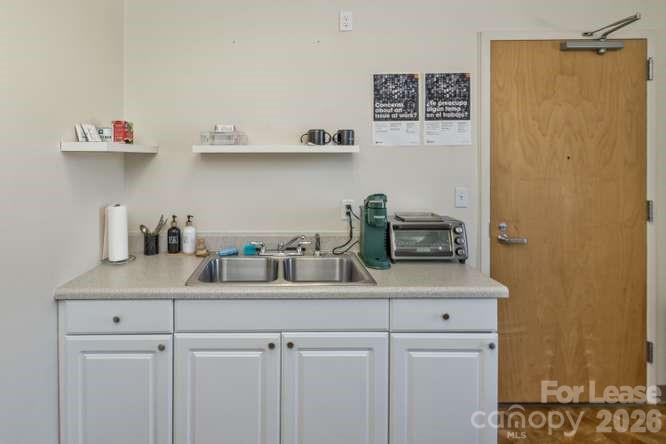 56 College Street Asheville NC 28801