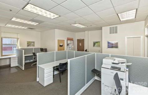 56 College Street Asheville NC 28801