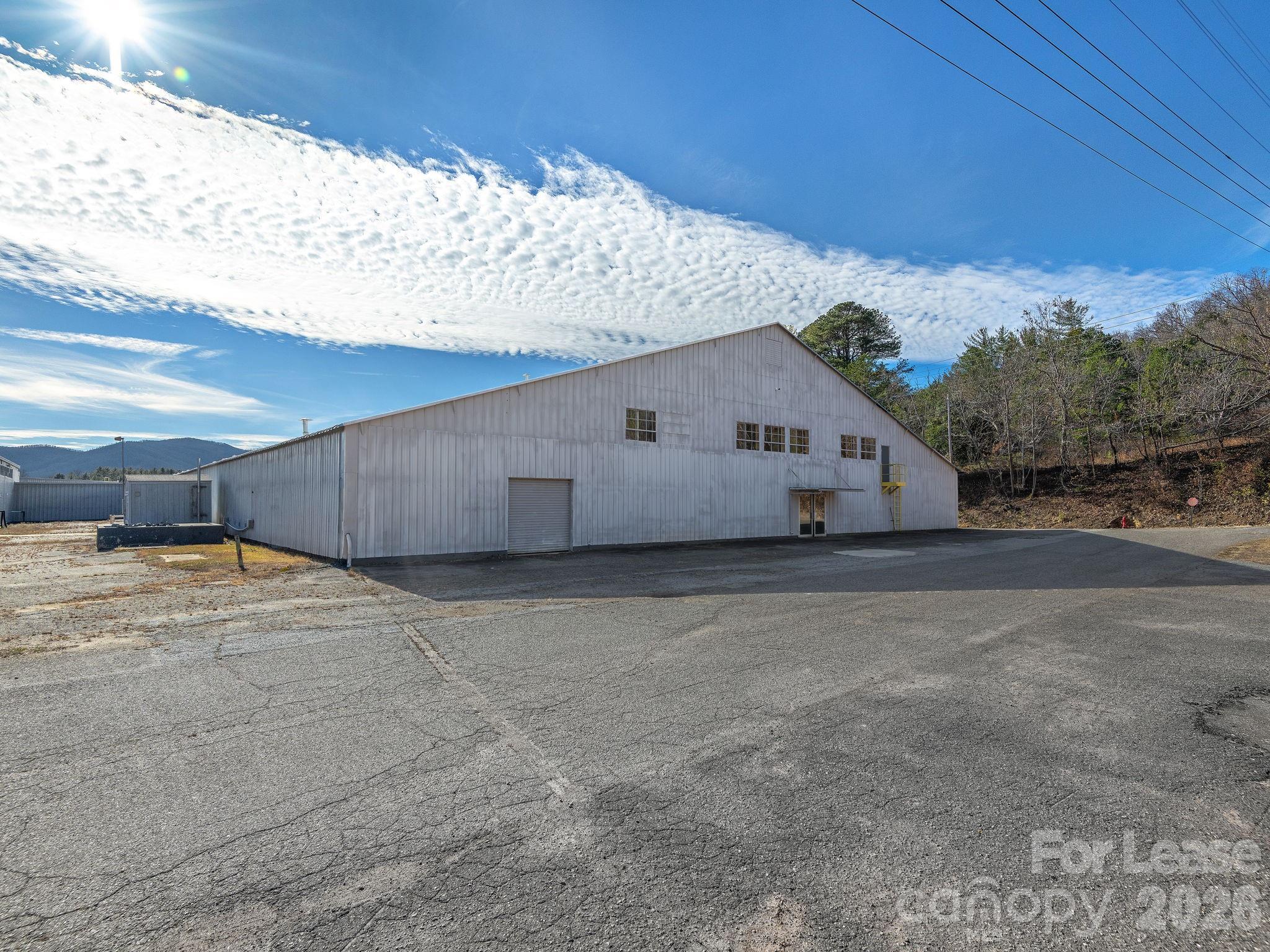 111 Old Bee Tree Road Swannanoa NC 28804