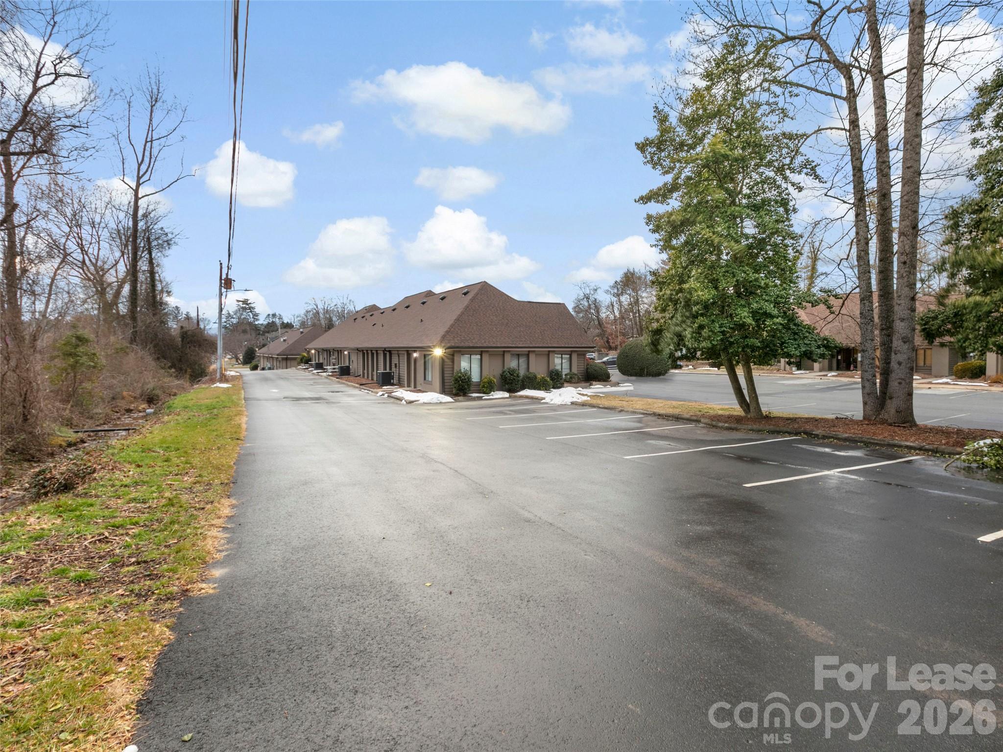 1998 Hendersonville Road Asheville NC 28803