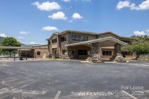 172 Riverbend Street Waynesville NC 28786