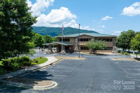 172 Riverbend Street Waynesville NC 28786