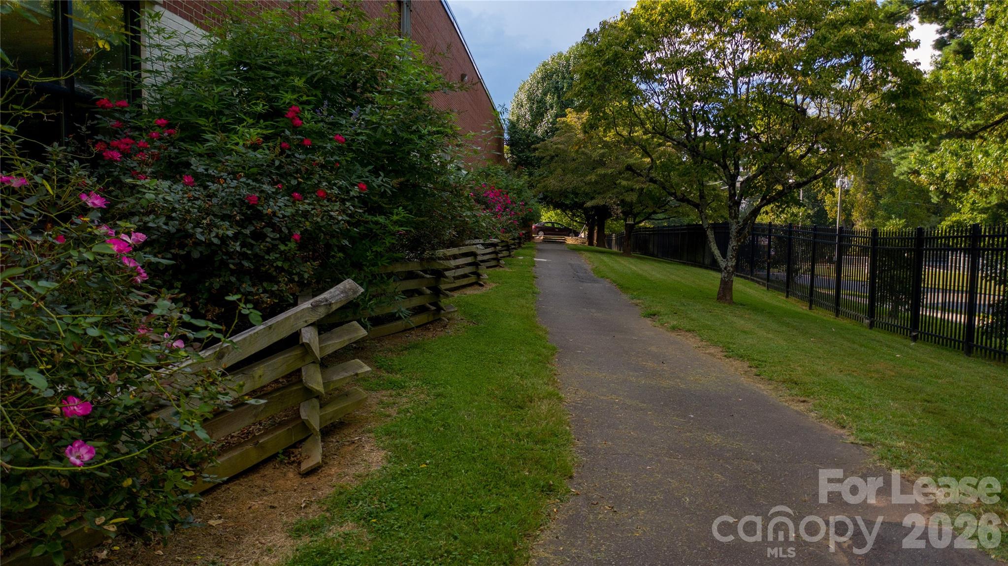 128 Bingham Road Asheville NC 28806
